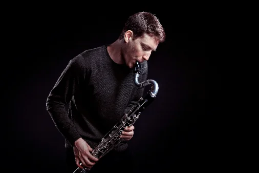 Jonathan Hadas performing with ensemble